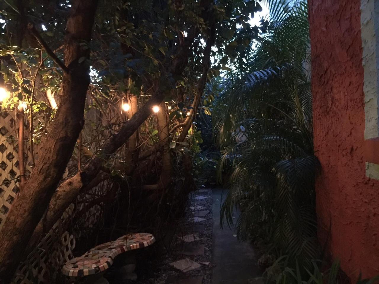 The Wild Rose Villa Miami Exterior photo